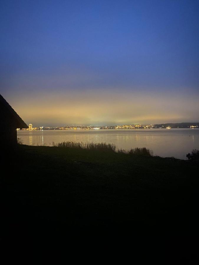 Holbæk Hytte I Forste Raekke Til Fjord酒店 外观 照片
